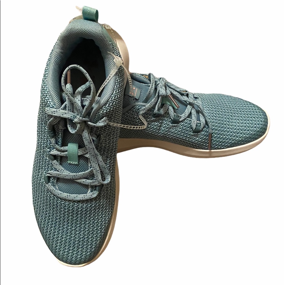 New under Armour blue  without original box